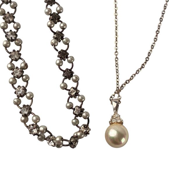 Unbranded Jewelry - Lot Of 2 Vintage Style Pearl Rhinestone & Gold Tone Pendant Choker Y2K Necklaces